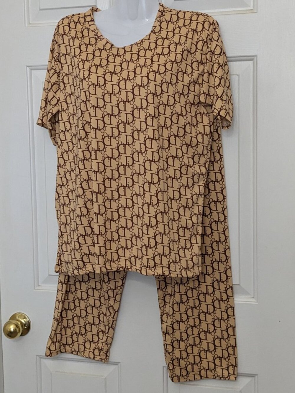 Pijamas Set For Women's Monogran Size S - M Brown